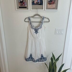 Beautiful vineyard vines, 100% cotton dress size 00